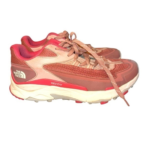 The North Face Vectiv Taraval Hiking Shoes Womens 75